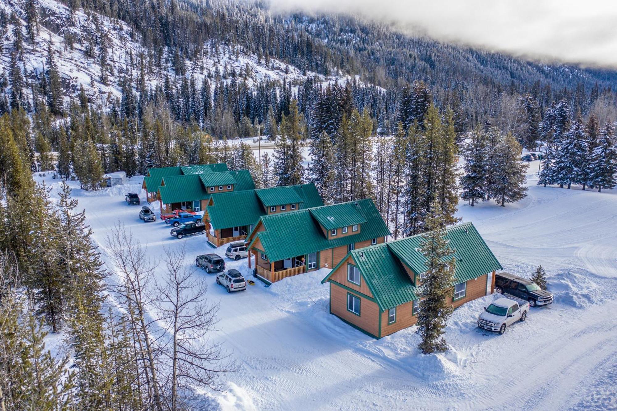 Manning Park Resort Bagian luar foto