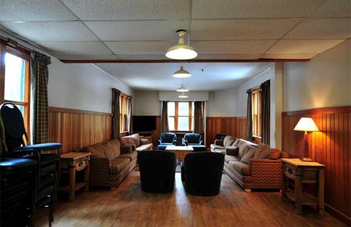 Manning Park Resort Bagian luar foto
